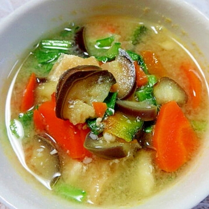 緑黄食野菜の具沢山味噌汁